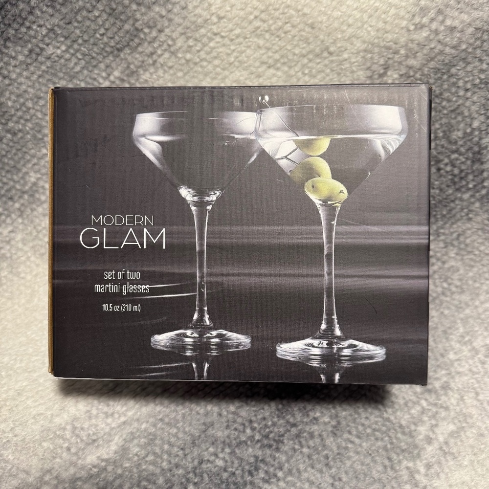 Modern Glam Martini Glasses Set of 2 New in original box 10 oz